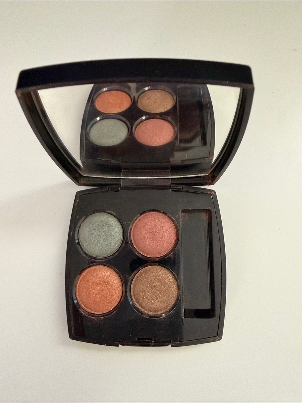 CHANEL Les 4 Ombres palette